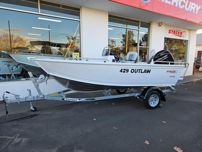 429 Outlaw side consol Stacer, alloy trailer & 50hp Mercury four stroke