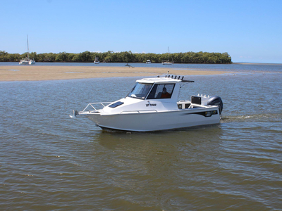 7600 YELLOWFIN SOUTHERNER HARDTOP F225HP PACK 2