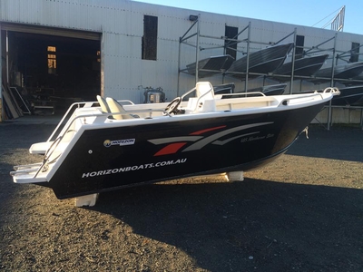 Brand new Horizon 490 Northerner Deluxe side console aluminium boat.