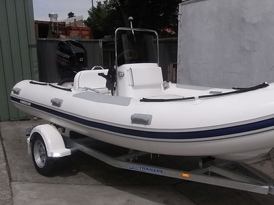 Brand new Mercury 460 'Hypalon' Ocean Runner console RIB package fitted with Mercury 60hp EFI 4 stroke and custom trailer to suit