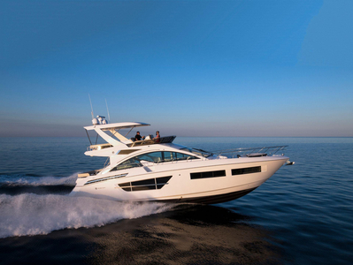 Cruisers Yachts 60 Fly Cantius