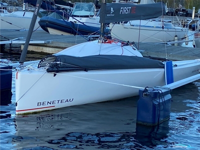 Beneteau First 18 SE