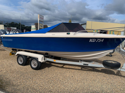 HAINES HUNTER V19R RUNABOUT