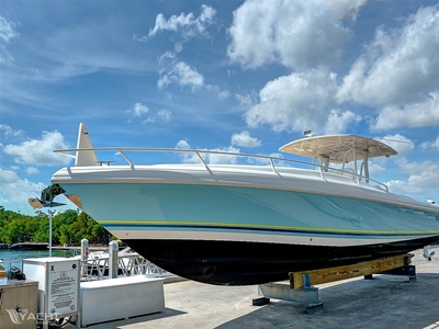 Intrepid 37 (2008) for sale