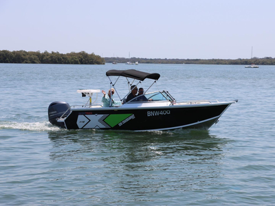 Quintrex 520 Cruiseabout Package #2 Powered by the F115 Yamaha EFI 4 Stroke