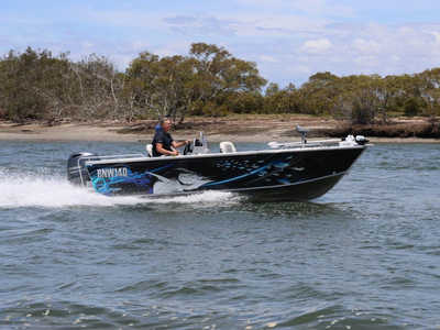 Quintrex 570 Renegade SC(Side Console) + Yamaha F115hp 4-Stroke - Pack 2 for sale online prices