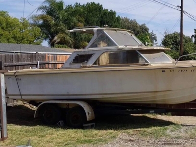 Sabre Craft 22' Boat Located In Pomona, CA - Has Trailer