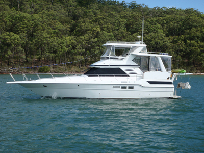 SEA RAY 440 AFT CABIN - MUST SELL
