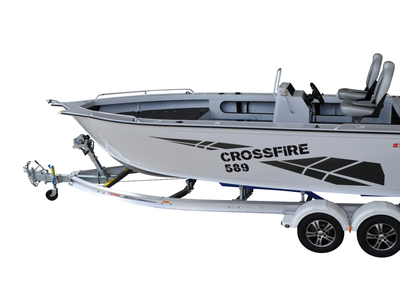 Stacer 589 Crossfire Rear Centre Console (RCC) Hybrid Bowrider / Fishing Boat