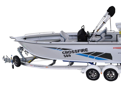 Stacer 589 Crossfire Side Console (SC) Hybrid Fishing Boat / Bowrider