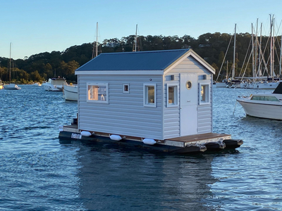 Tiny Houseboat 6.9m 2024