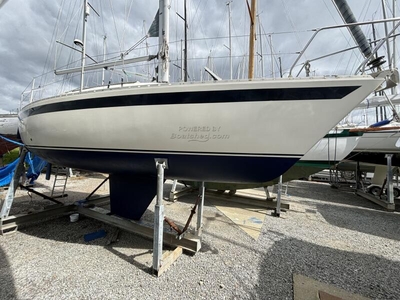 For Sale: 1984 Moody 27
