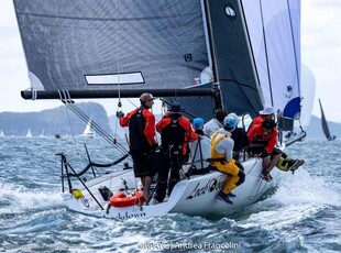 Melges 32 Trailer Yacht Ready to Race