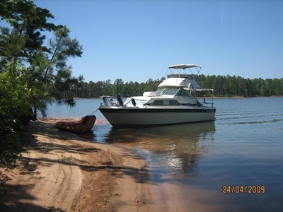 1984 Chris Craft Catalina powerboat for sale in Georgia