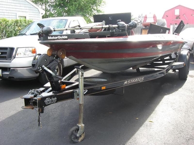 1989 Stratos 201P powerboat for sale in Rhode Island