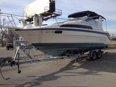 1991 Bayliner 2855 powerboat for sale in Oklahoma