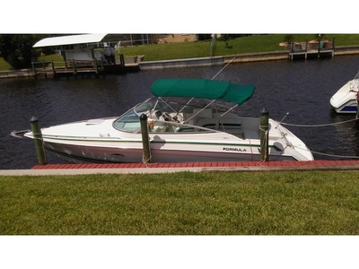 1998 formula 28 S S powerboat for sale in Florida