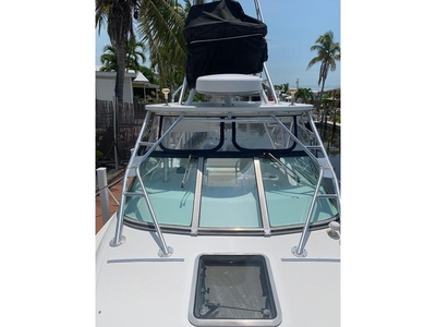 2001 Boston Whaler Conquest powerboat for sale in Florida