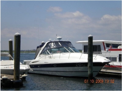 2007 Cruisers Yachts 340 Express powerboat for sale in New Jersey