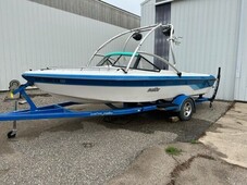 1992 Malibu F3 Family Towboat With Trailer - NO RESERVE