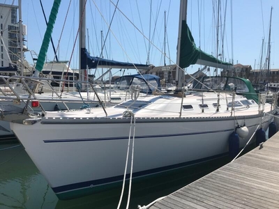 For Sale: 1999 Catalina 400