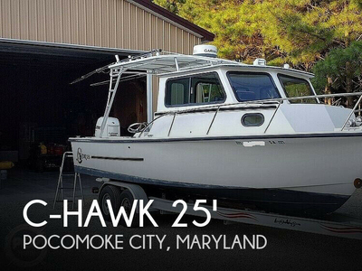 C-Hawk 25 Sport Cabin