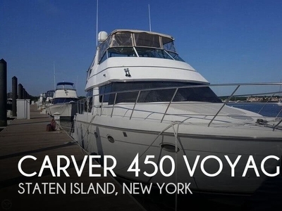 Carver 450 Voyager