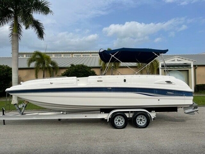 Chaparral 252 Sunesta Mechanic Special 5.0Gi Volvo Deck Boat Spacious Boat