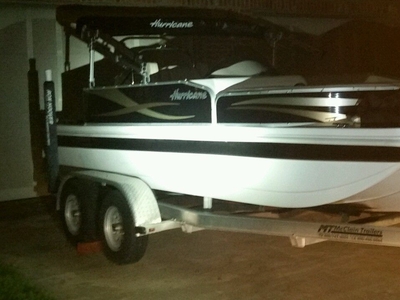 Hurricane 196 FunDeck With 130 HP EVINRUDE