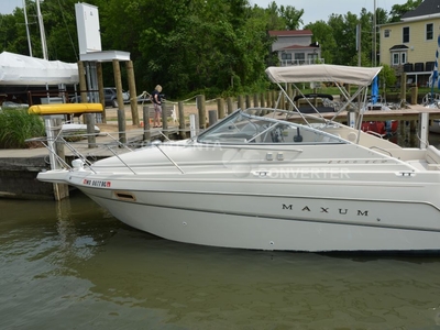 Maxum 2400 SCR