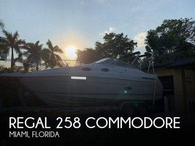 Regal 258 Commodore