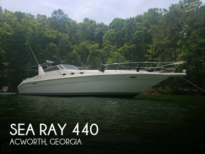Sea Ray 440