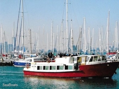 20 MTR. DAY TOURIST SIGHTSEEING AND CHARTER VESSEL