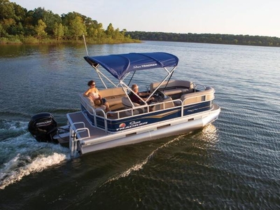 2021 Sun Tracker Party Barge® 18 Dlx