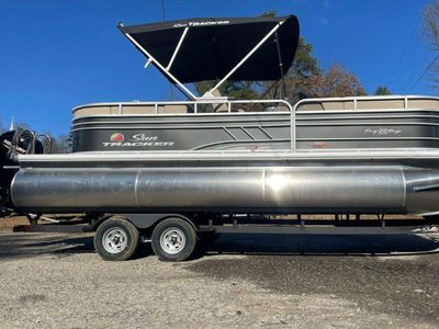 2023 Sun Tracker Party Barge® 22 RF XP3