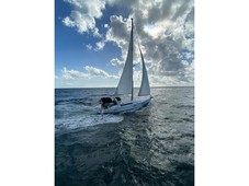 2013 Beneteau Oceanis sailboat for sale in Florida