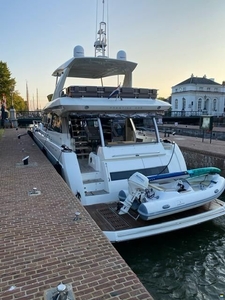 2018 Prestige Yachts 680, EUR 1.450.000,-