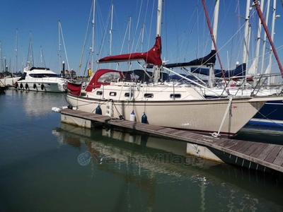 Island Packet 32 (1990) For sale