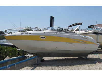 2005 STINGRAY 250CR powerboat for sale in Florida