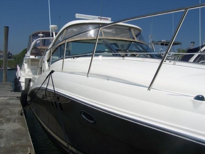 2006 Sea Ray 40 Sundancer powerboat for sale in New York