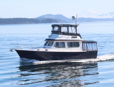 1991 Sabreline Fast Trawler STARS on the WATER | 37ft