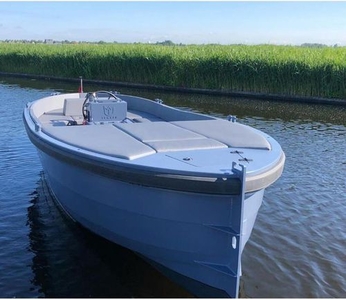 Inboard center console boat - DAMSKO 750 CABIN - Lekker Boats - ski / sport / for recreation centers
