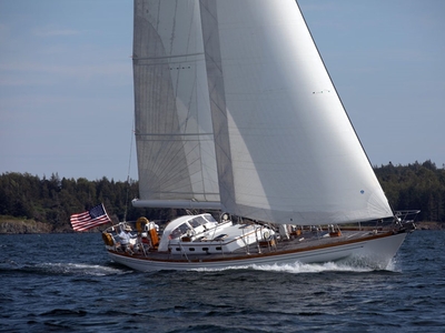 Massachusetts, HENRY HINCKLEY, Cruising Sailboat