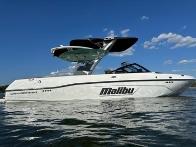 2022 Malibu Wakesetter 23 LSV - M6