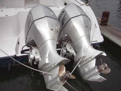 2005 Sea Swirl Striper 2901 powerboat for sale in Virginia