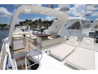 2013 Azimut 64 FLY powerboat for sale in Florida