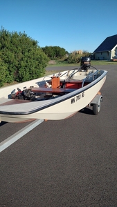 Boston Whaler Classic 13' Sport W/35 HP Mercury Outboard