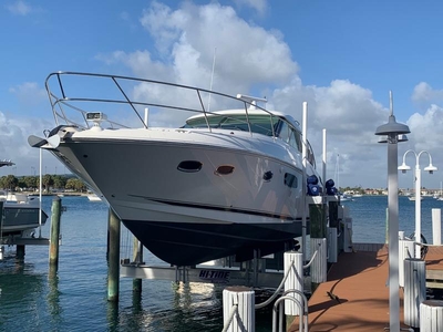 2010 Sea Ray 450 Sundancer powerboat for sale in Florida