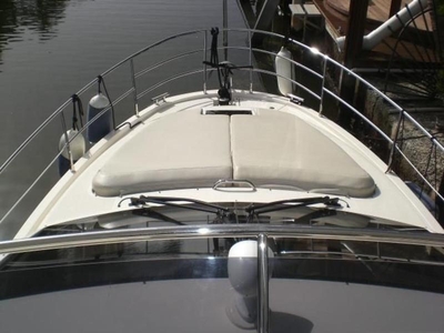 2011 Azimut 40 Flybridge powerboat for sale in Florida