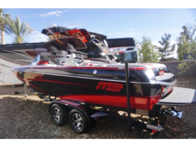 2014 MB SPorts F24 Tomcat powerboat for sale in Nevada